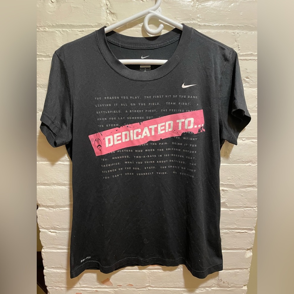 Women’s Nike T shirt size large